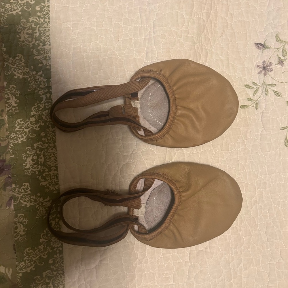 Women's dance half shoes
